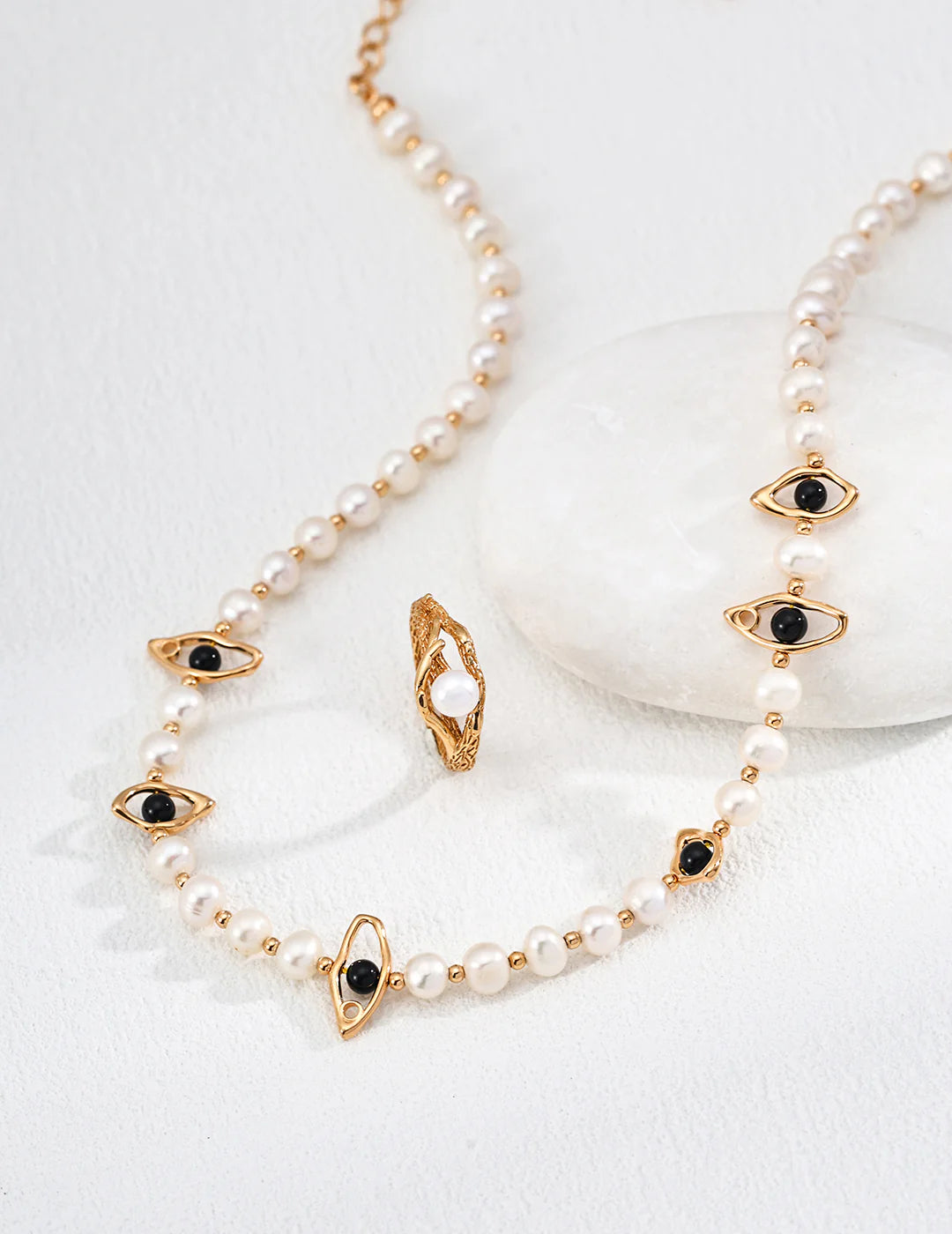 Pure Pearl Minimalist Ring