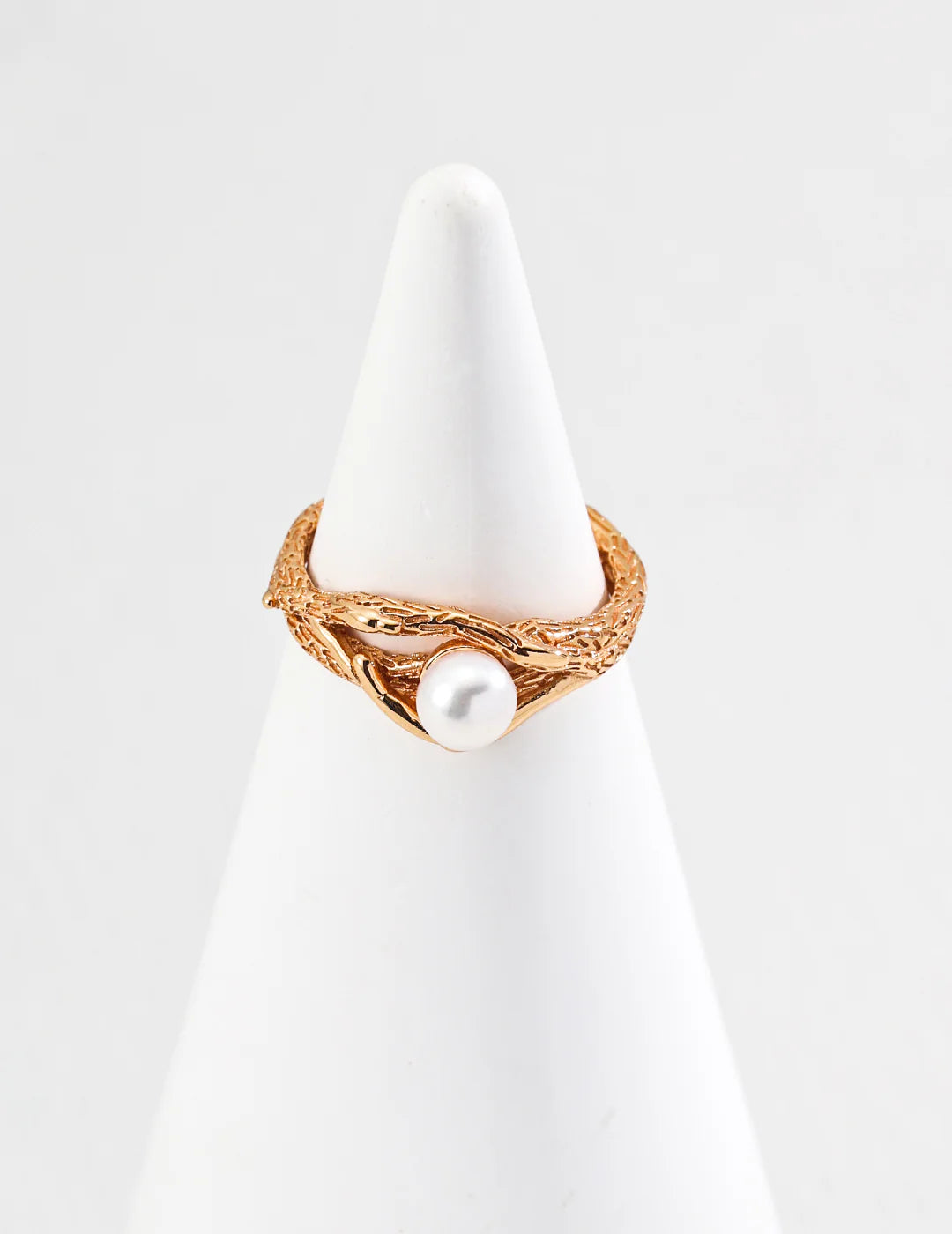 Pure Pearl Minimalist Ring